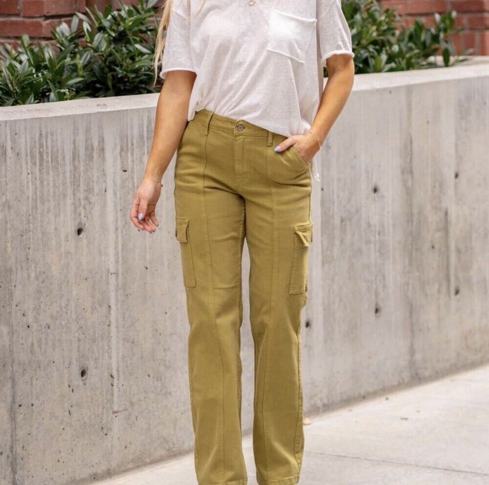 Judy Blue Jeans Matcha Green Cargo Pants High Rise Straight Leg 9/31 Utility Dye
